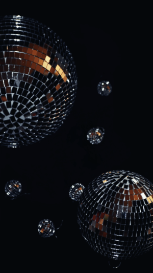 shining-disco-balls